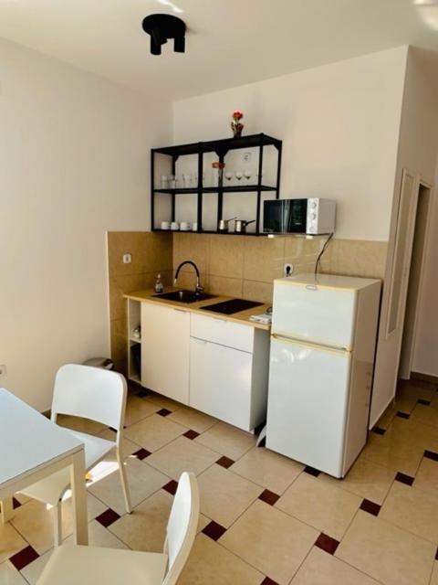 Aparthotel Blue Oasis Primošten Zewnętrze zdjęcie
